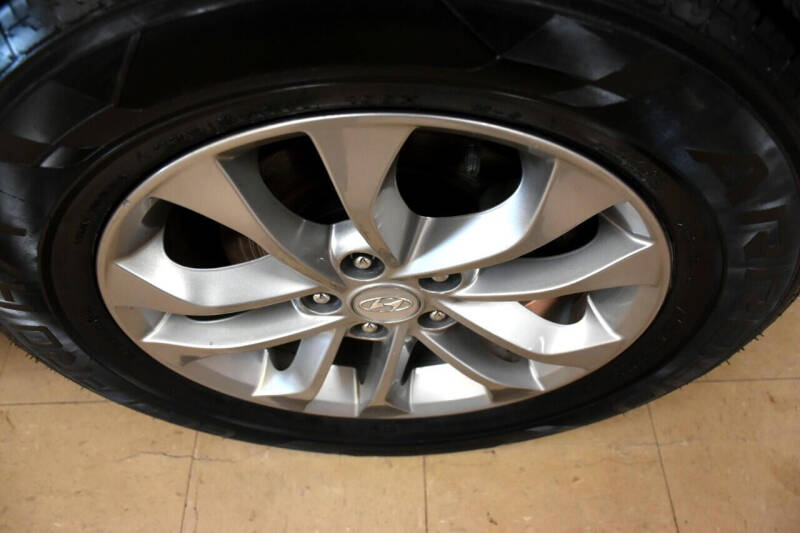 2019 Hyundai Santa Fe SE 2.4L