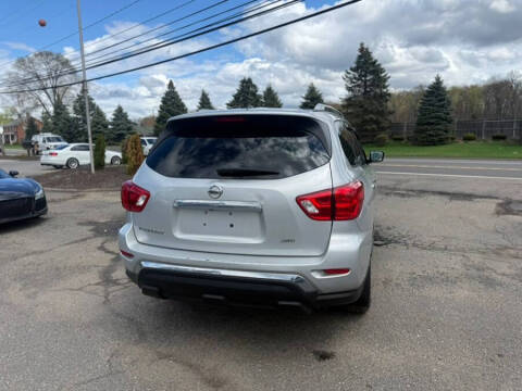 2017 Nissan Pathfinder