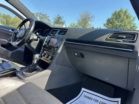 2015 Volkswagen Golf GTI SE