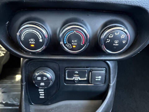 2017 Jeep Renegade Trailhawk