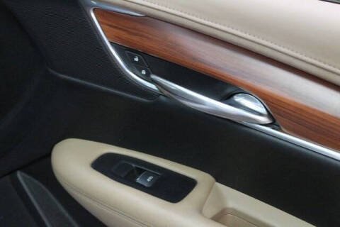 2017 Cadillac XT5 Platinum