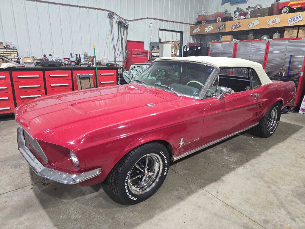 1967 Ford Mustang 1