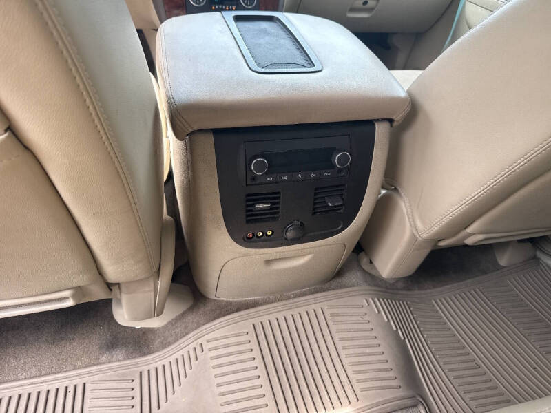 2011 Chevrolet Avalanche LTZ