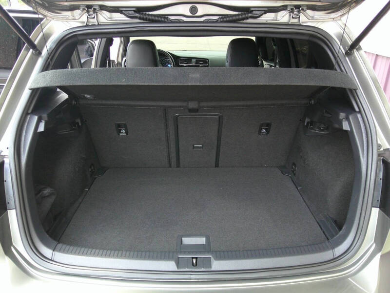 2016 Volkswagen Golf R 4Motion