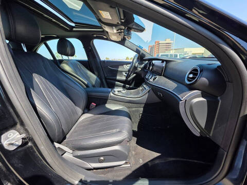 2018 Mercedes-Benz E-Class E 300