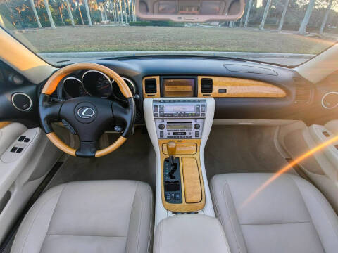 2004 Lexus SC 430