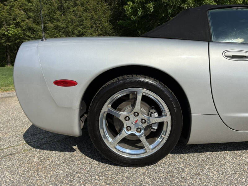 2004 Chevrolet Corvette