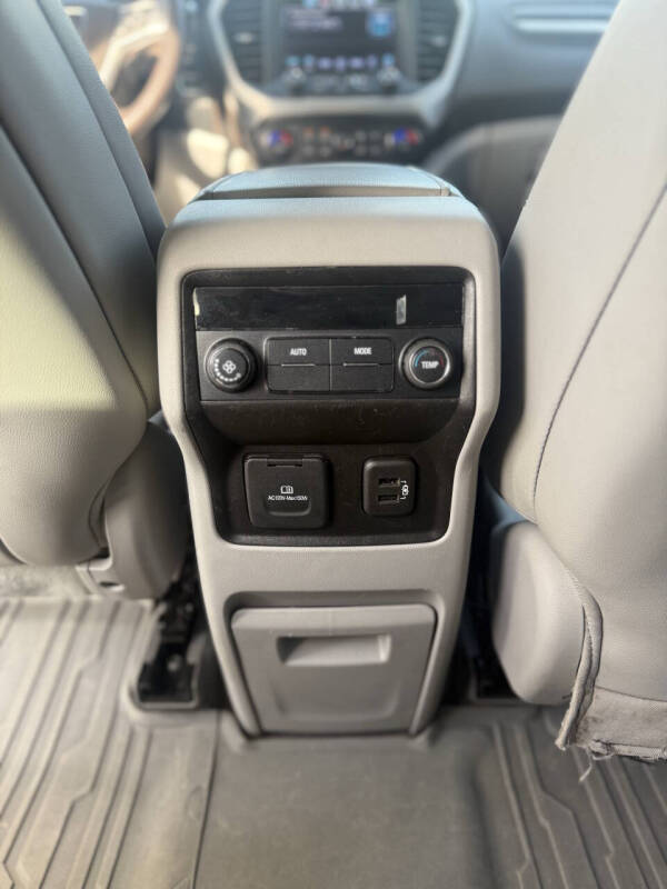 2019 GMC Acadia SLT-1