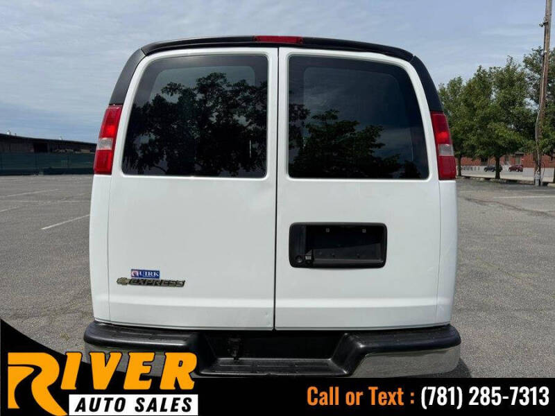 2019 Chevrolet Express 2500