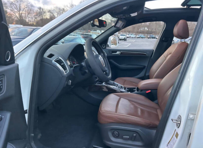 2012 Audi Q5 3.2 quattro Premium Plus