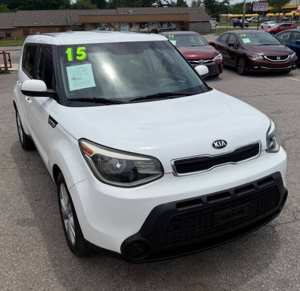 2015 Kia Soul +