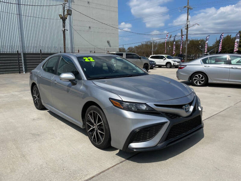 2022 Toyota Camry SE