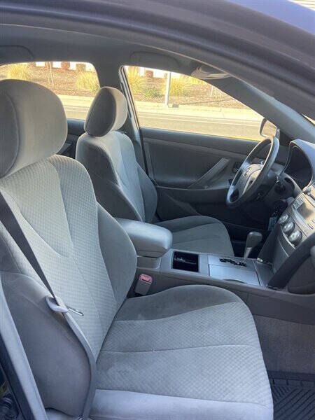 2009 Toyota Camry LE