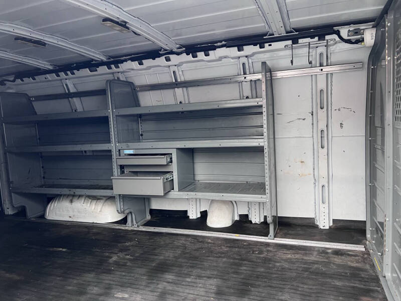 2018 GMC Savana 2500