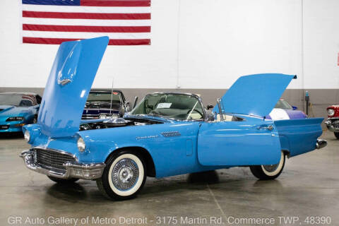 1957 Ford Thunderbird
