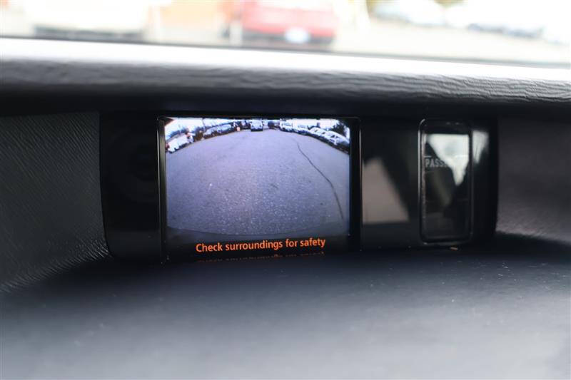 2013 Toyota Sienna LE 8-Passenger