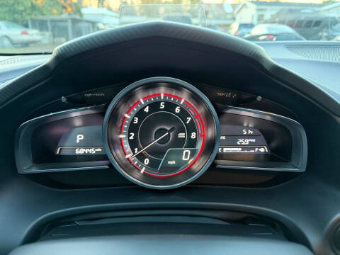 2016 Mazda MAZDA3 s Grand Touring