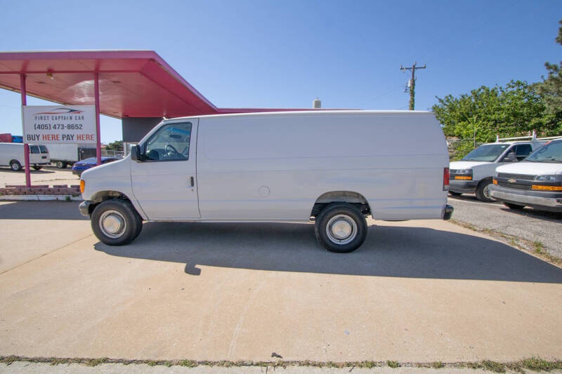 2004 Ford E-Series