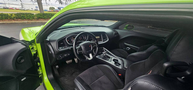 2015 Dodge Challenger R/T Plus