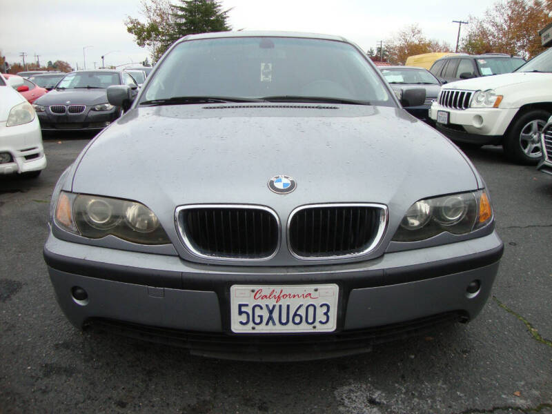 2004 BMW 3 Series 325i