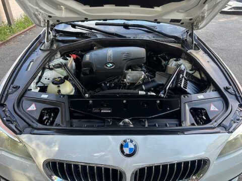 2015 BMW 5 Series 528i