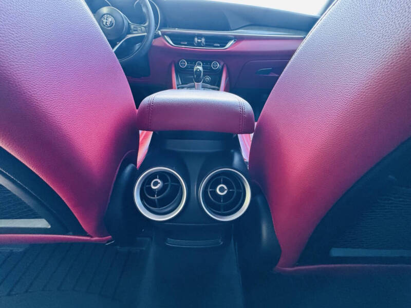 2018 Alfa Romeo Stelvio Ti