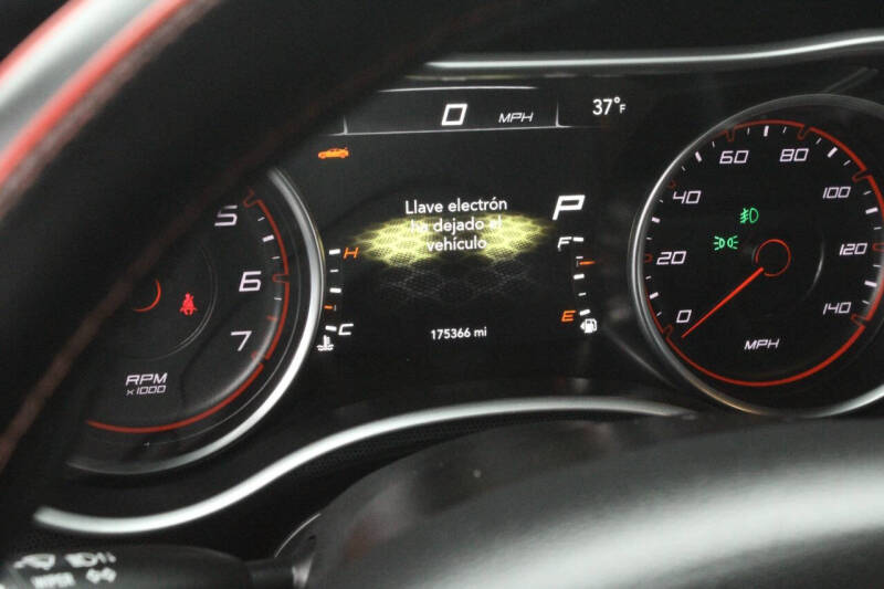 2017 Dodge Charger SXT