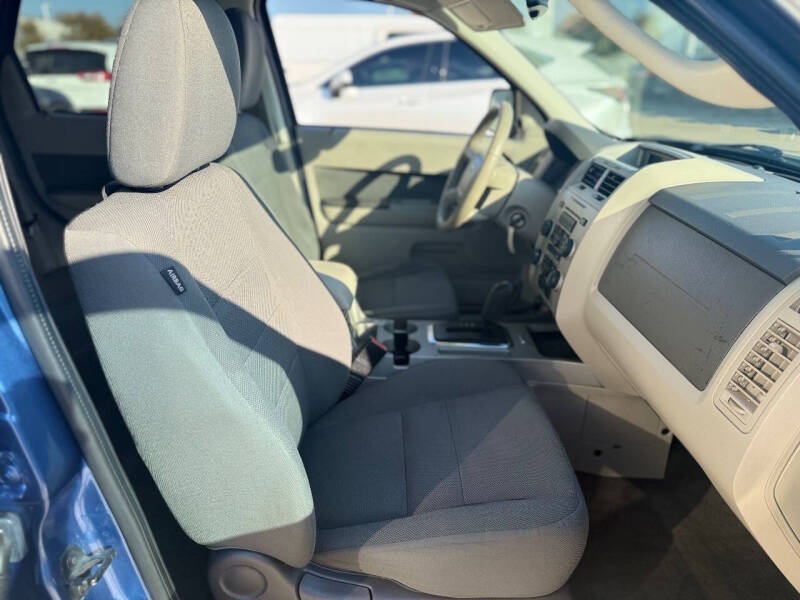 2009 Ford Escape XLT