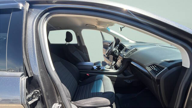 2015 Ford Edge SE