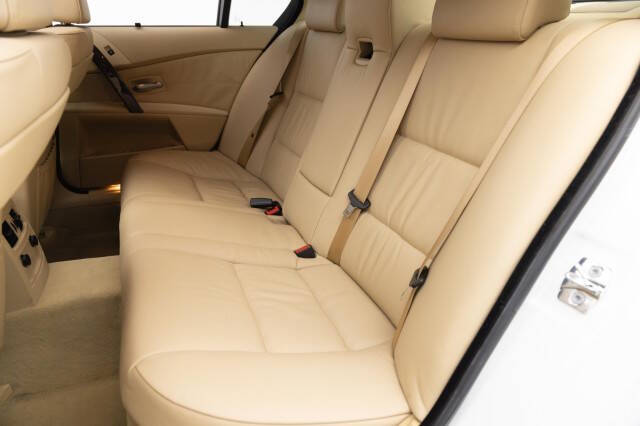 2004 BMW 5 Series 545i