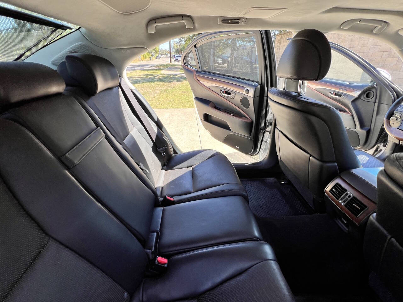 Used Car 2013 Lexus Ls 460  L 4dr Sedan For Sale Under $20,000 In Austin, Texas