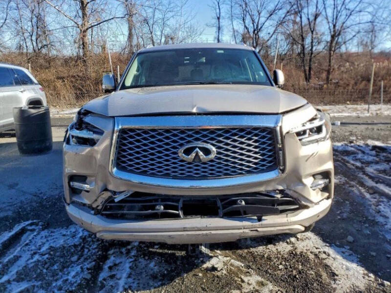 2023 Infiniti QX80 Luxe