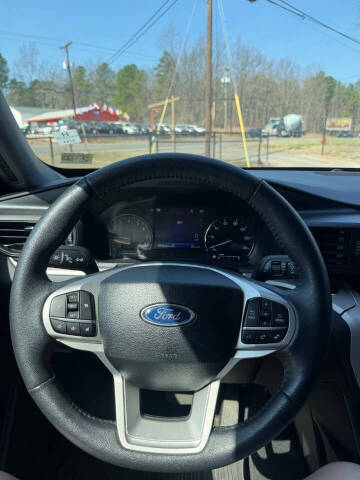 2024 Ford Explorer XLT