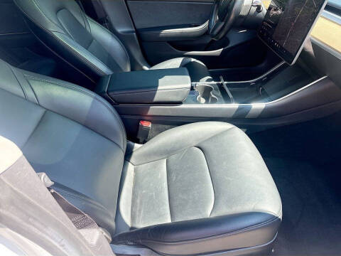 2019 Tesla Model 3 Standard Range Plus