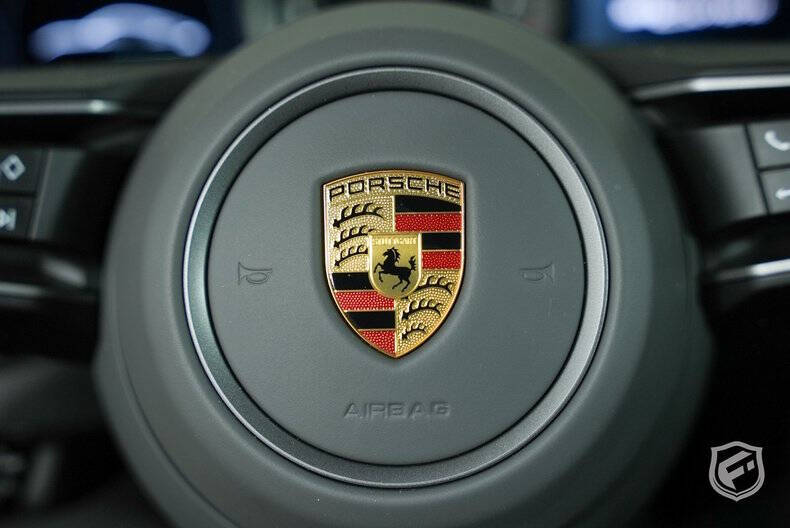 2022 Porsche 911