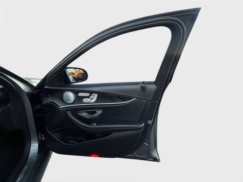 2018 Mercedes-Benz E-Class E 300