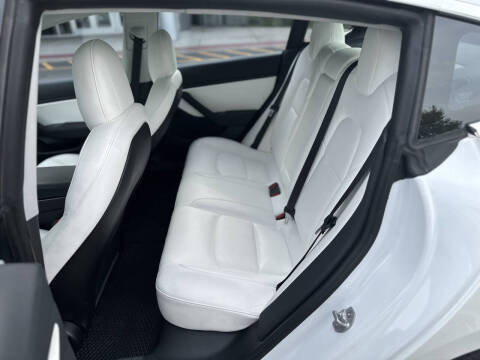 2020 Tesla Model 3 Performance