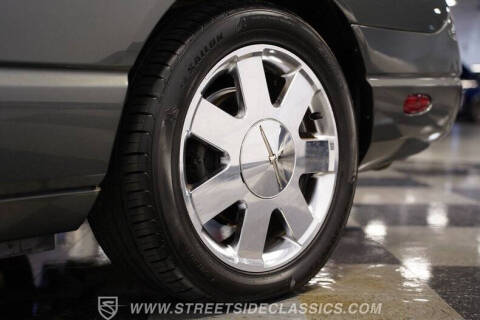 2003 Ford Thunderbird