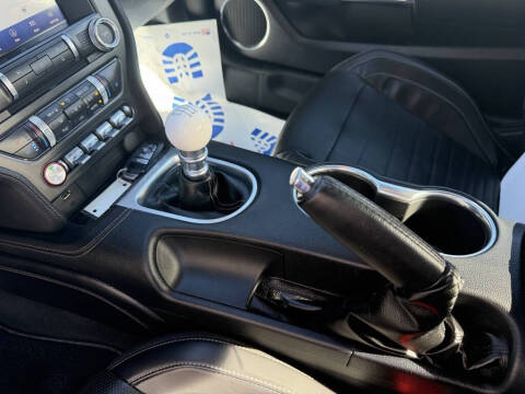 2022 Ford Mustang Mach 1