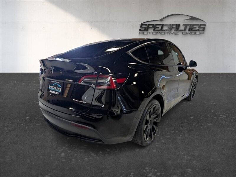2023 Tesla Model Y Long Range