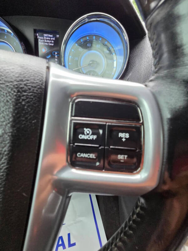 2013 Chrysler 300 C