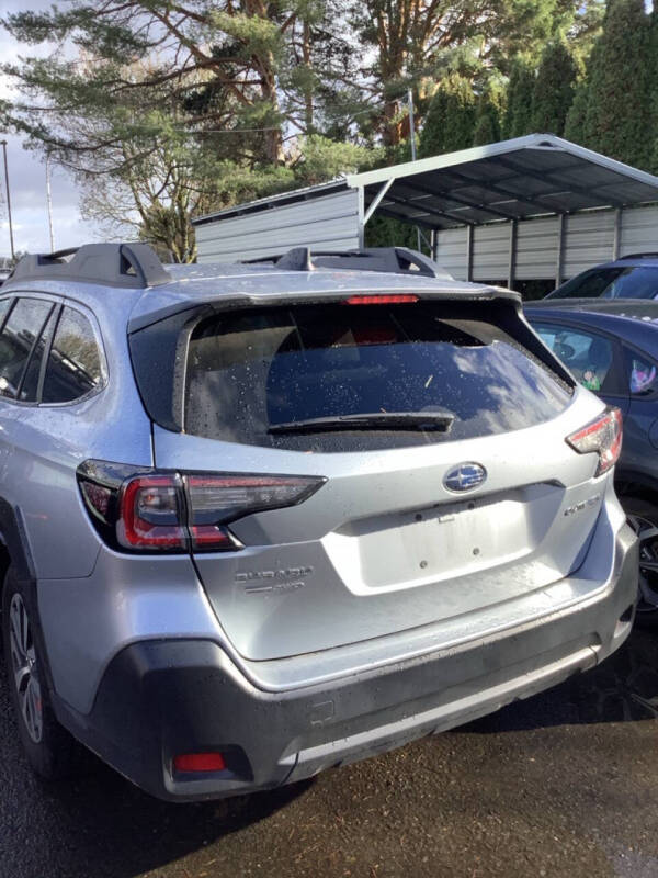 2024 Subaru Outback Premium