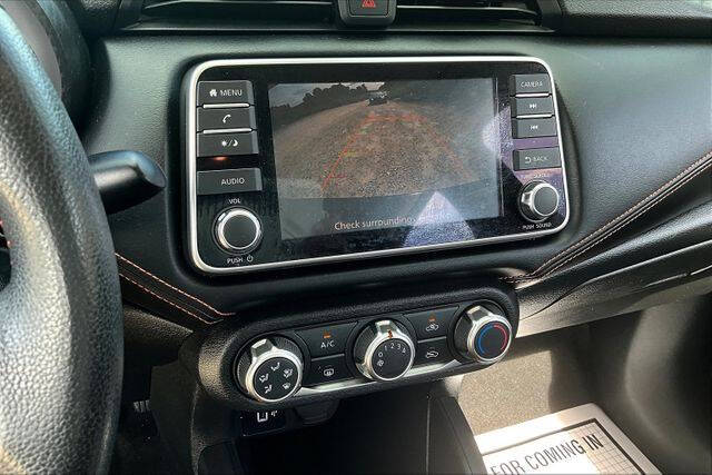 2021 Nissan Versa SR