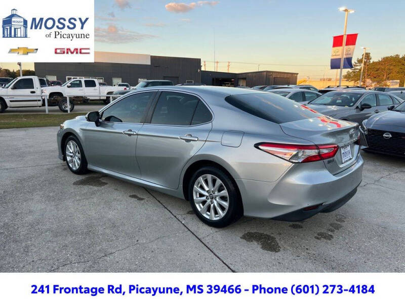2018 Toyota Camry LE
