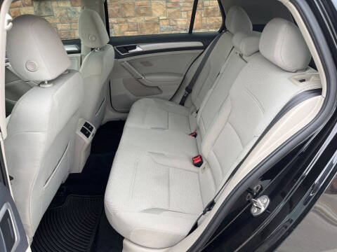 2016 Volkswagen Golf