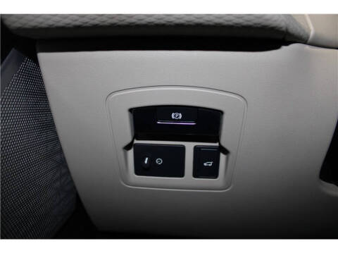 2019 Land Rover Range Rover Velar P250 R-Dynamic SE