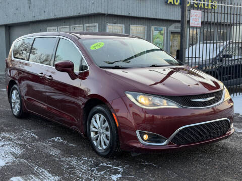 2018 Chrysler Pacifica Touring Plus
