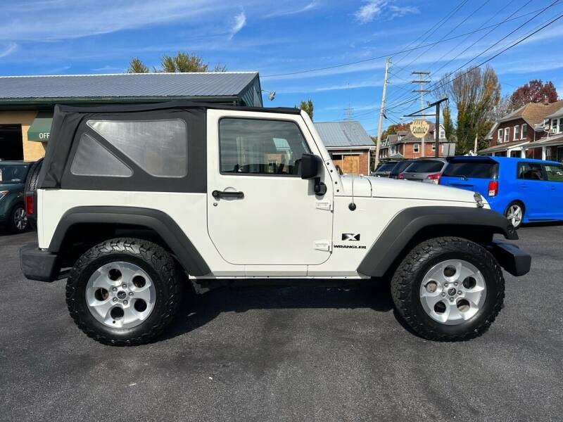 2009 Jeep Wrangler for sale at FIVE POINTS AUTO CENTER in Lebanon PA