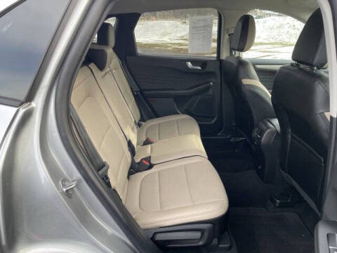 2022 Ford Escape SEL