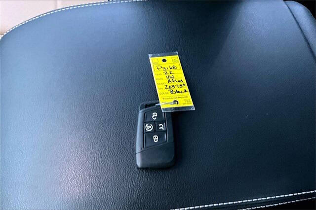 2022 Volkswagen Atlas Cross Sport V6 SEL R-Line 4Motion